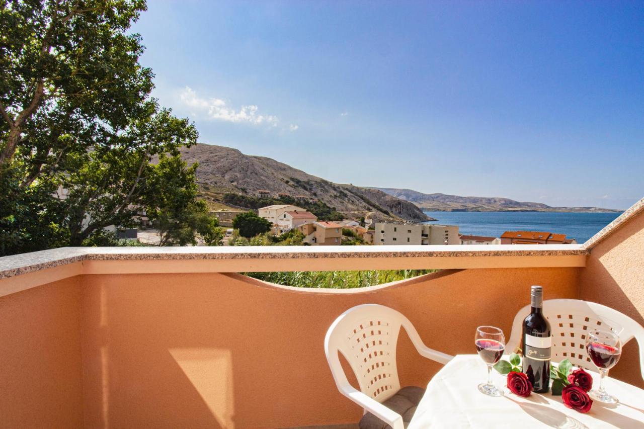 Apartment Durdica Beautiful Garden With Fantastic Sea And Mountain Views Metajna