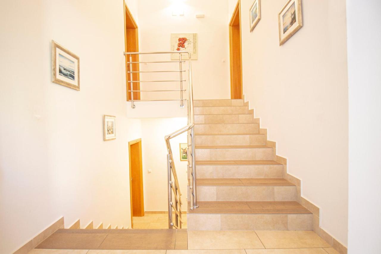 Durdica Beautiful Garden With Fantastic Sea And Mountain Views *
