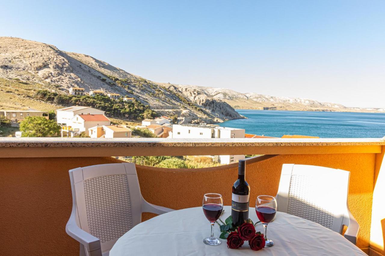 Apartment Durdica Beautiful Garden With Fantastic Sea And Mountain Views Metajna
